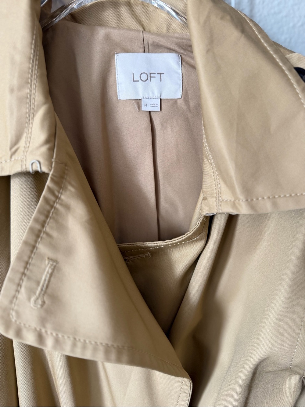 NWOT LOFT Classic Tan Trench Coat - Women's Long Double-Breasted Belted Trench - Picture 11 of 13